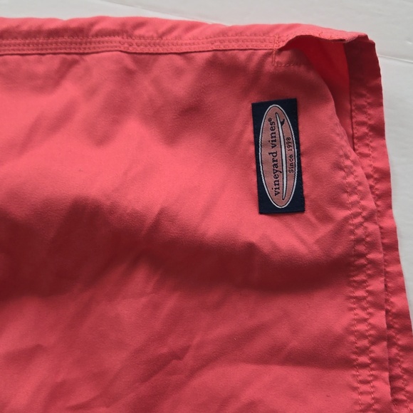 Vineyard Vines Men’s Swin Trunks XL - Picture 2 of 6